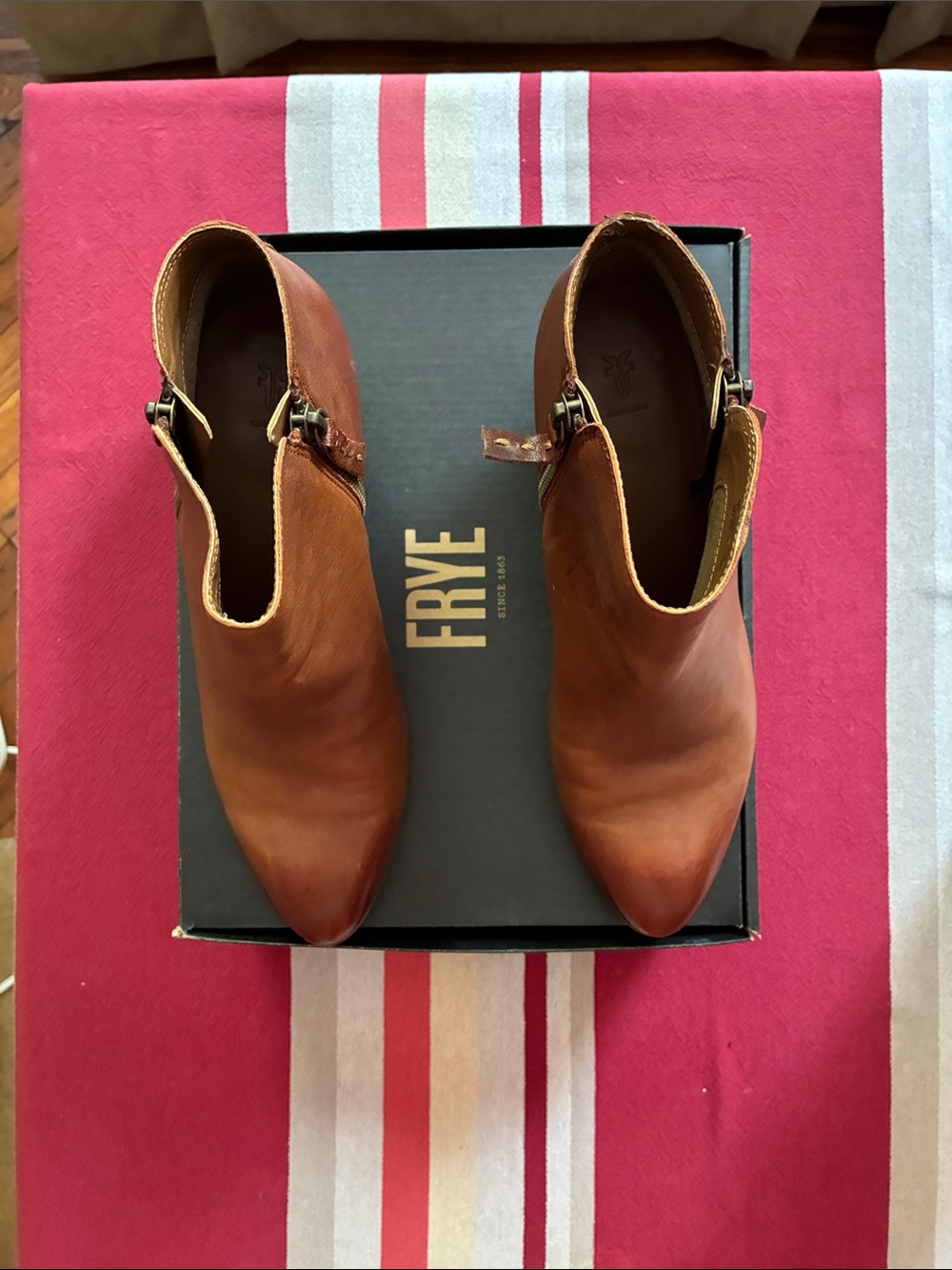 FRYE Judith Zip Bootie - Cognac - Size 8M - Picture 2 of 14